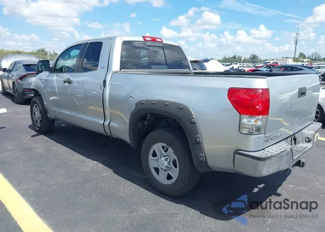 2007 Toyota Tundra Sr5 4.7L V8 z USA, uszkodzony, nr VIN 5TFRT541X7X014553